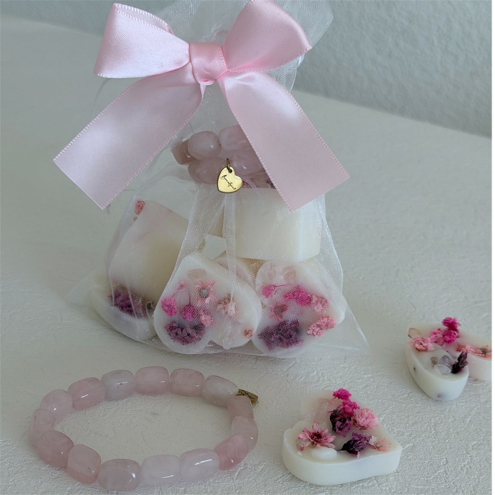 Self Love Ritual "Rose Quartz Essence"